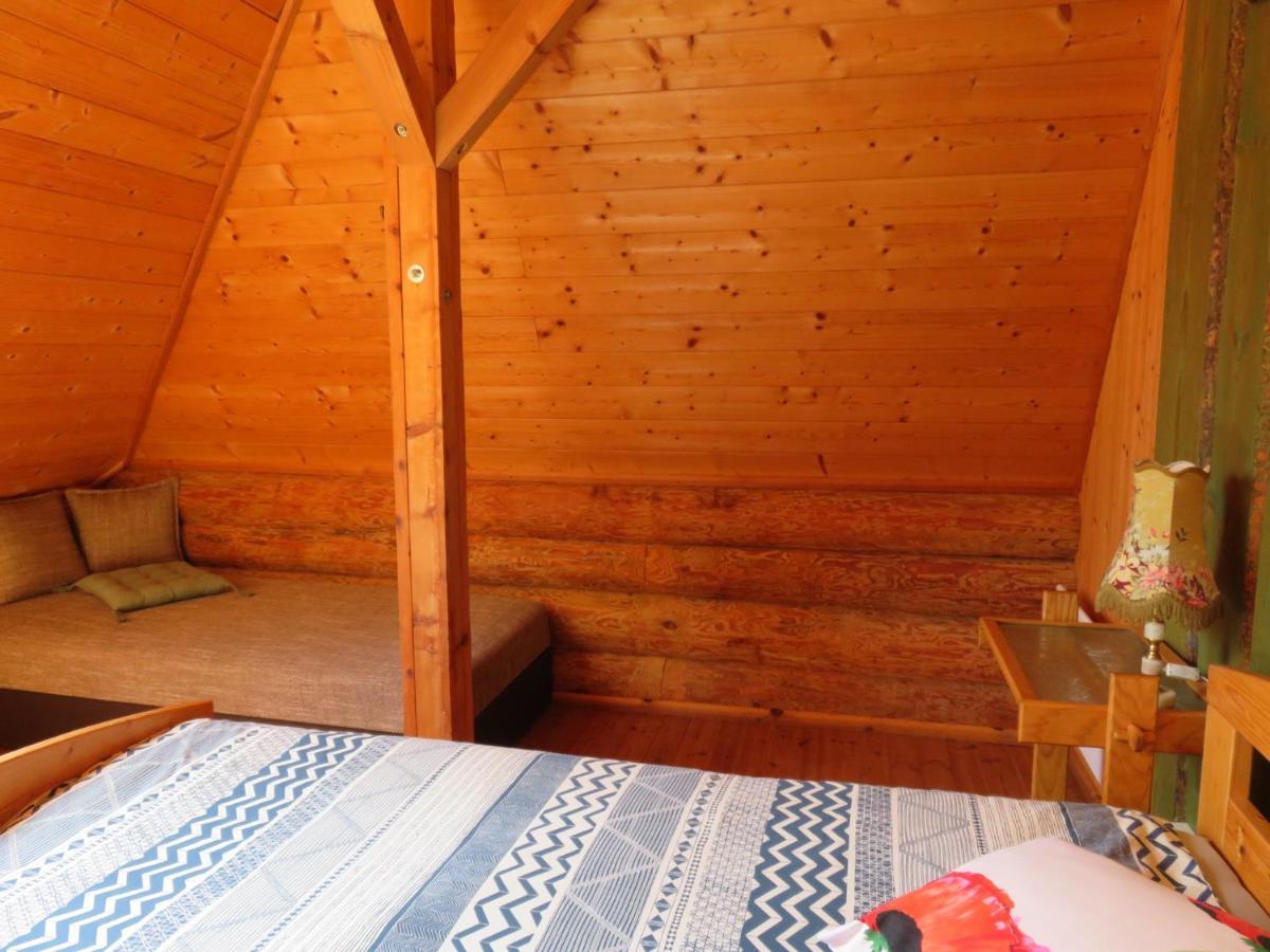 Guest House Leveri Valgalciems Exterior photo