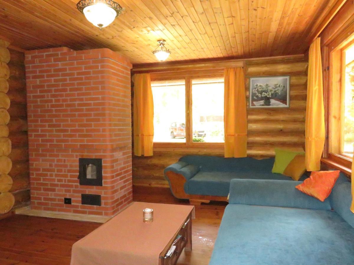 Guest House Leveri Valgalciems Exterior photo