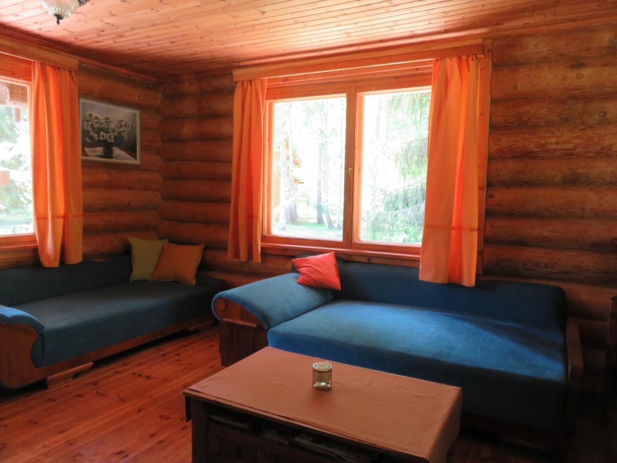 Guest House Leveri Valgalciems Exterior photo