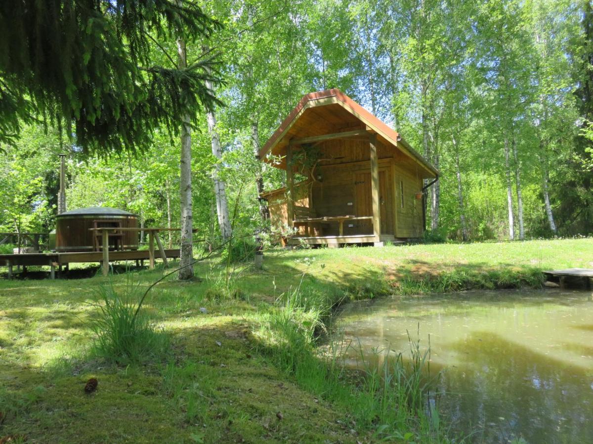 Guest House Leveri Valgalciems Exterior photo